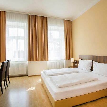 Hahn Hotel Viena Exterior foto